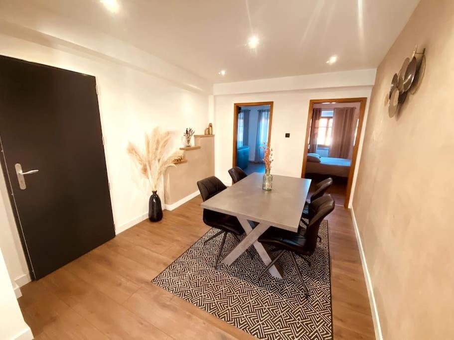 Appartement En Centre-Ville Saint-Avold Eksteriør bilde